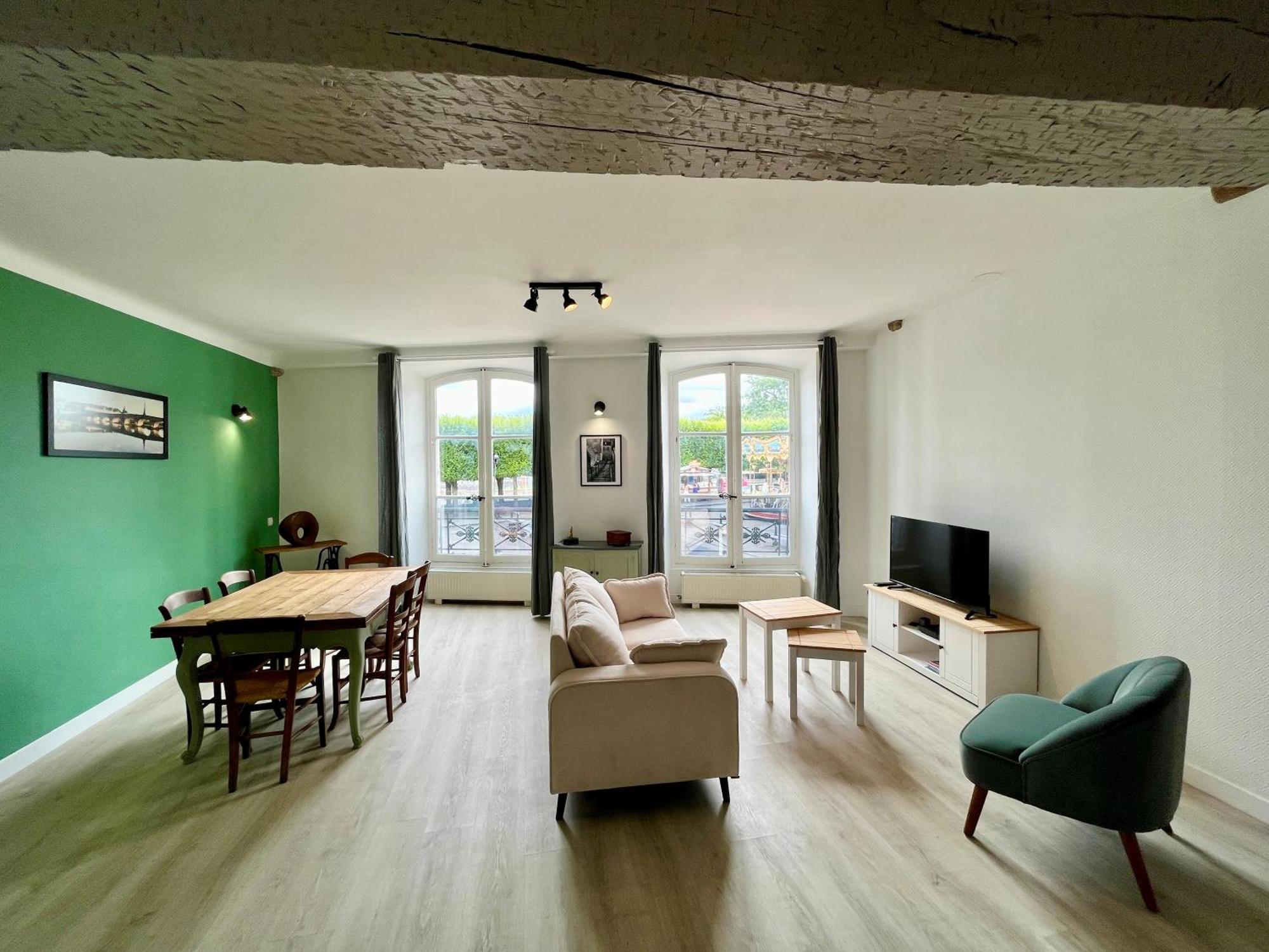Apartment La Place Du Chateau - Vue Exceptionnelle Sur Le Chateau De