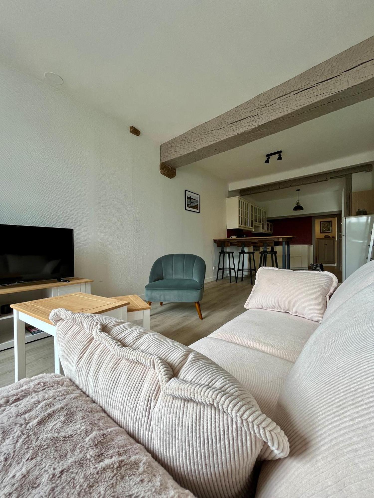 La Place Du Chateau - Vue Exceptionnelle Sur Le Chateau De Appartement *
